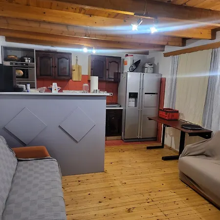 Sumski Dvor Gracanica Holiday home *